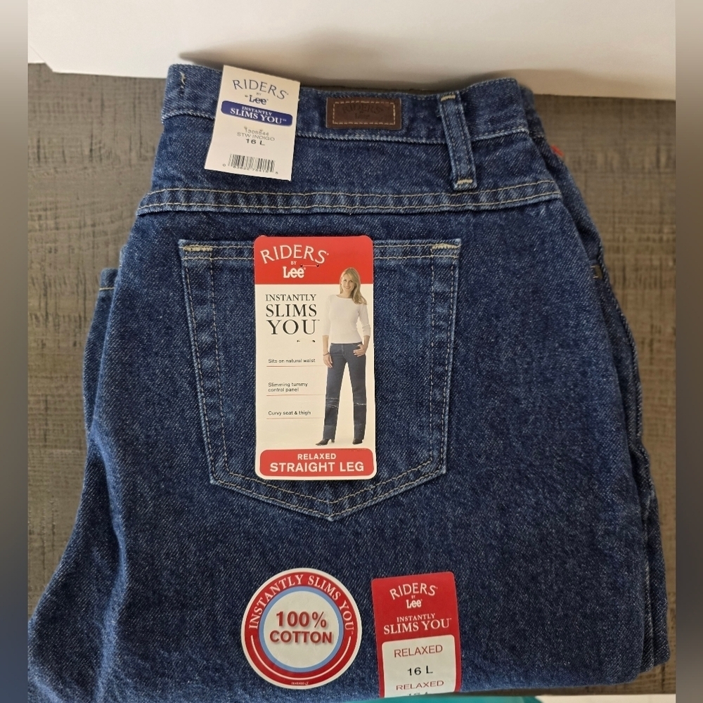 Lee Women's Straight Leg Blue Jeans - Picture 3 of 6